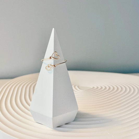 Bidirectional Heart Ring